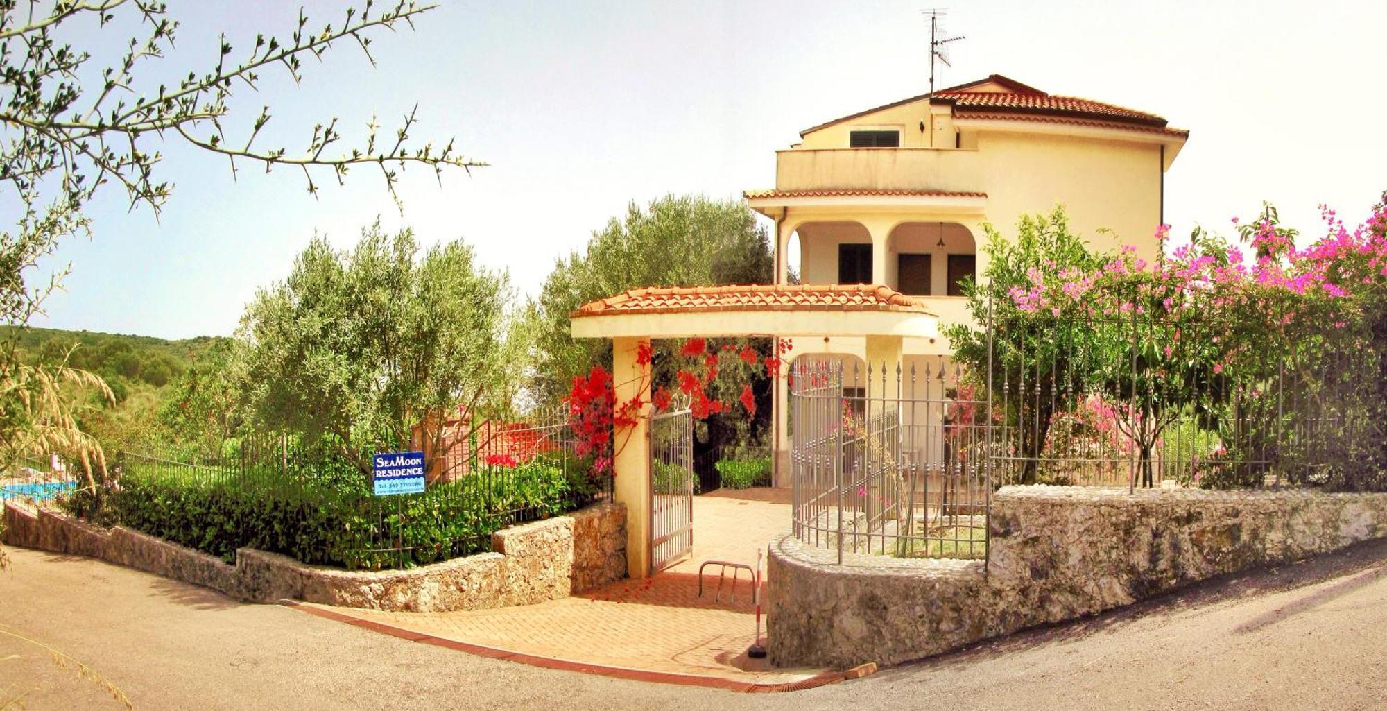 Seamoon Residence Marina di Camerota Exterior foto